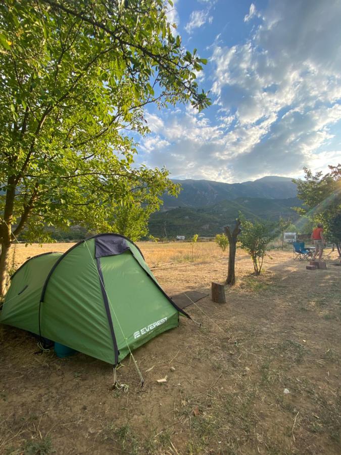 Albturist Ecocamping Permet & Outdoor Sports Center Hotel Екстериор снимка